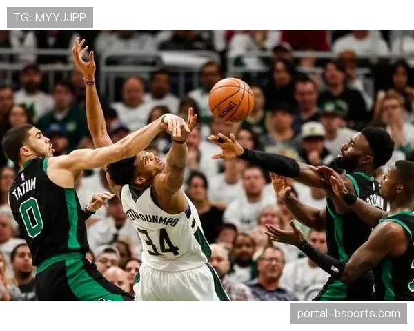 雄鹿可能裁员前湖人球员 这一决定将对球队阵容产生影响